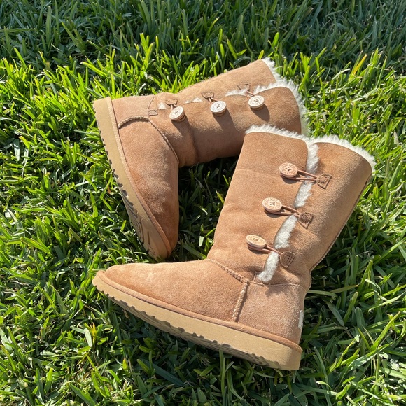 UGG🍂🍁Triplets Chestnut Sz 5 - Picture 3 of 13